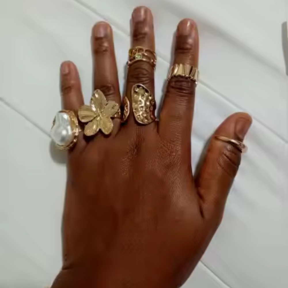 Golden Goddess Boho Luxe Gold 6 Piece Ring Set - Picture 11 of 14